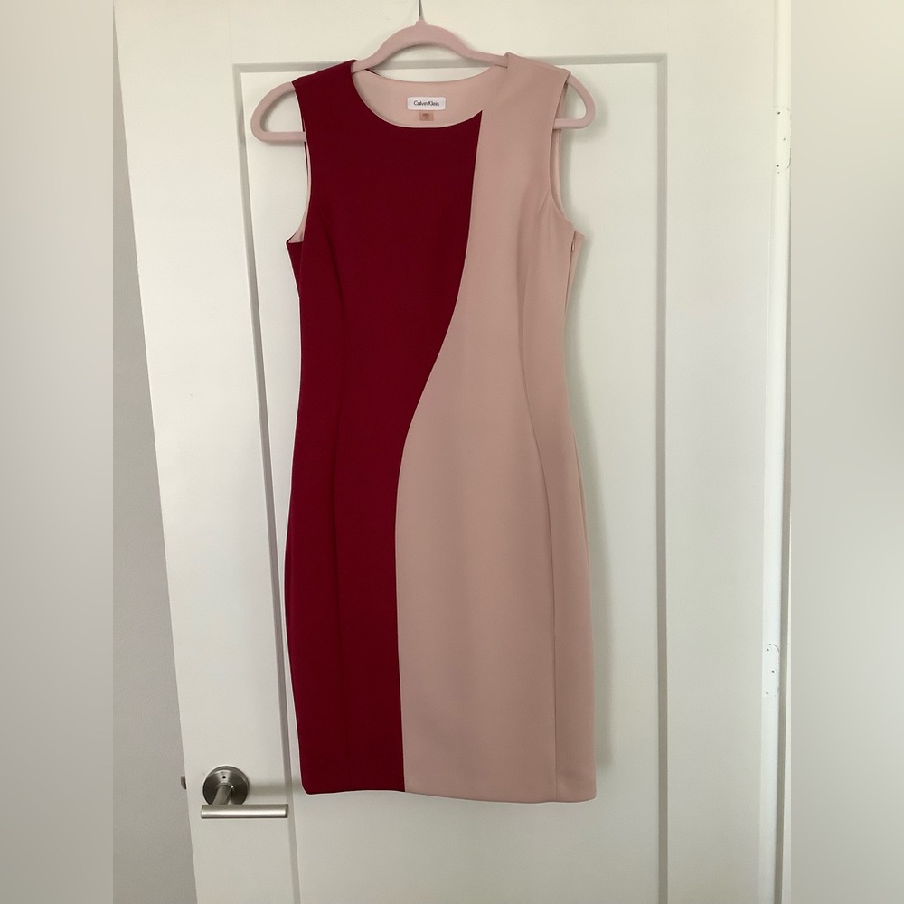 👗🌺🍾Calvin Klein Red and Pink Sheath Midi Dress👗💕